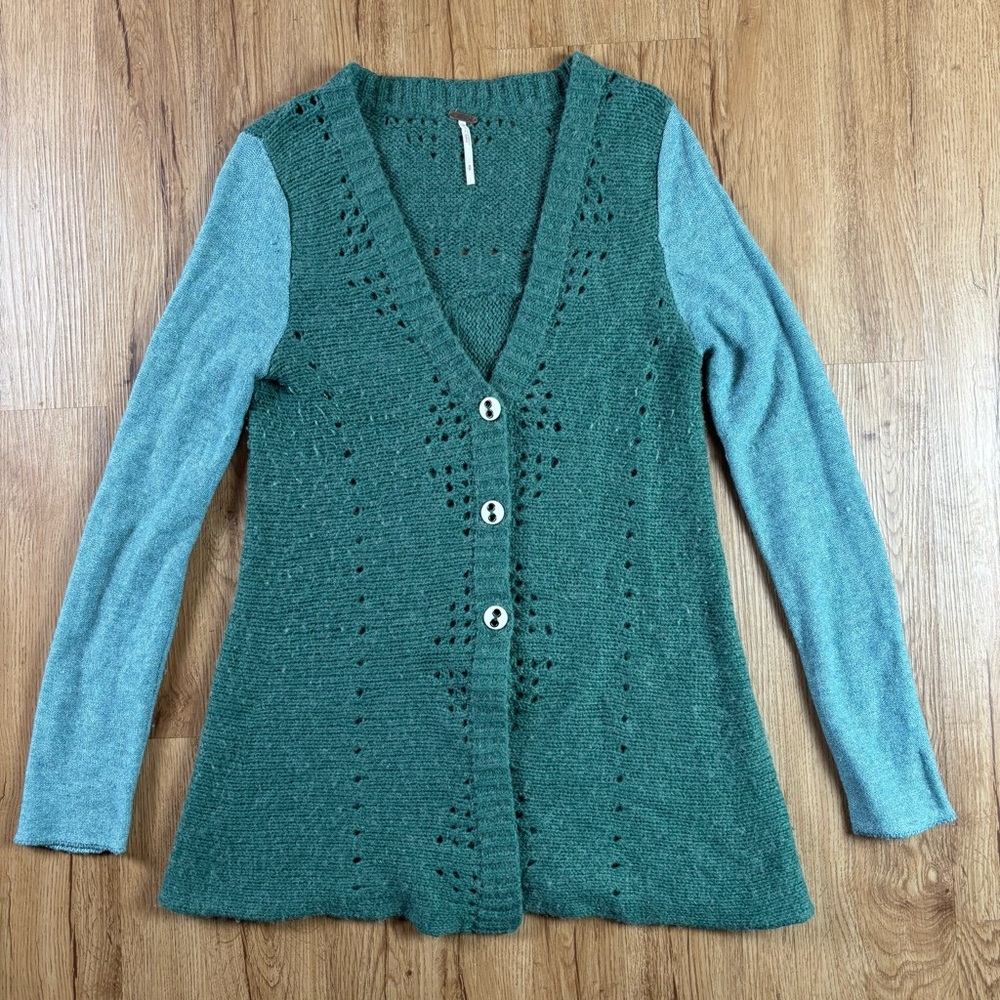 Free People Wool Blend Lace Detail Crocheted Cardigan Size Small Fairy Boho-Chic